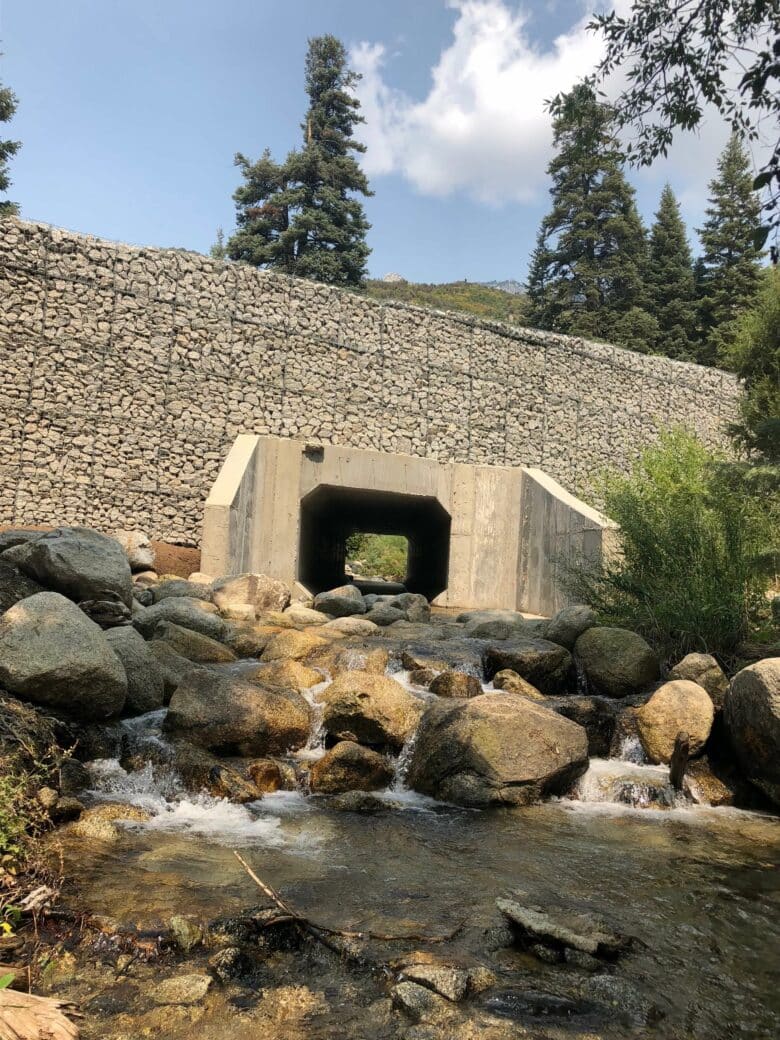 products rcp and precast box culverts on river