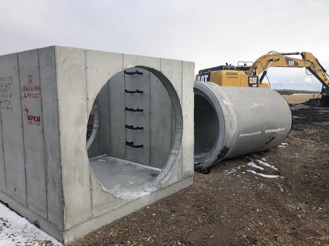 products rcp and precast vaults box with circle